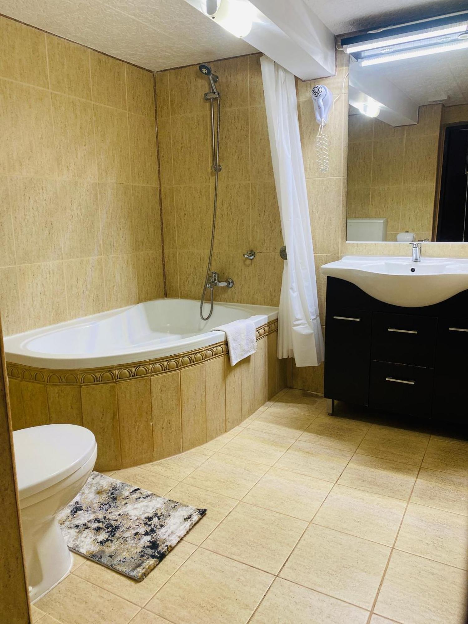 Hotel Complex Select Mediaş Zewnętrze zdjęcie